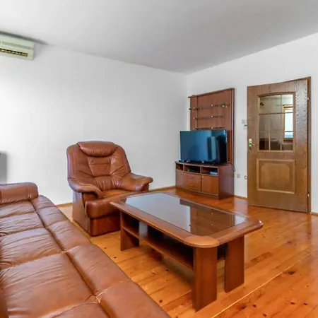 Apartment Panorama *