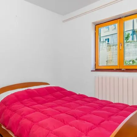 Panorama Apartment *